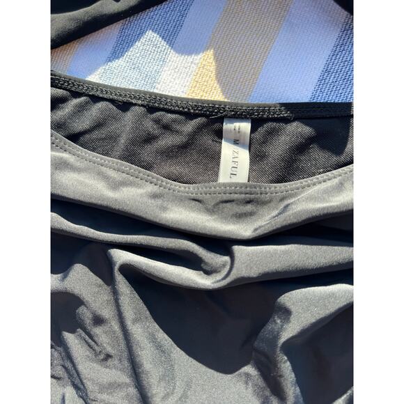 NWT, Zaful 2-Piece Black Bikini Set with Tie-Front Top & Ruched Swim Skirt, Sz M - Picture 10 of 10